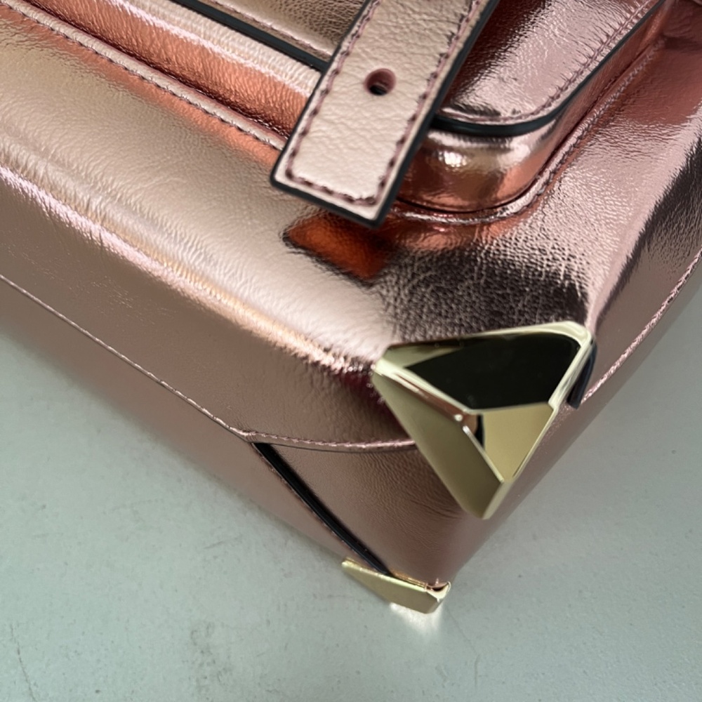 Michael Kors Manhattan Primrose Satchel - Picture 4 of 9